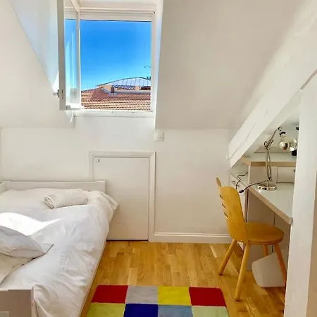 Apartamento Studio On The Attic-5 Min From Sea & Main Street