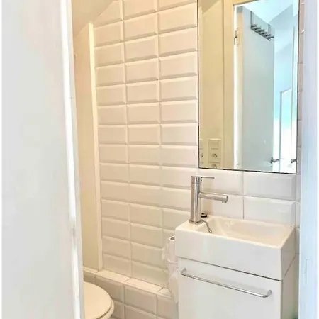 Apartament Studio On The Attic-5 Min From Sea & Main Street Nicea